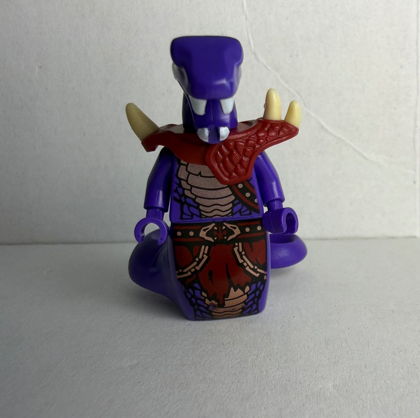 Lego Statuette: Chop'rai – Usato da Neftenbach venduto da Elitebricks