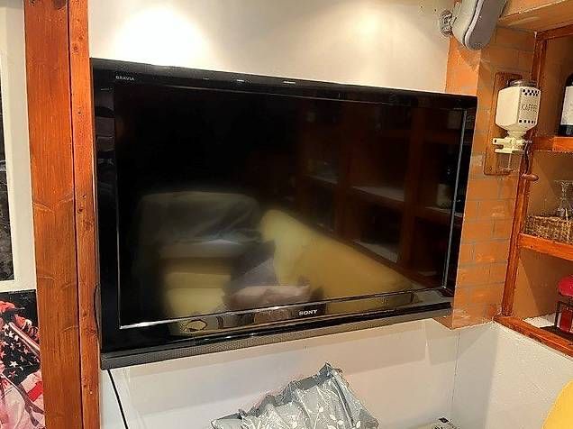 Sony Televisori: Télévision Sony Bravia – Usato da Hauterive NE venduto da sofia66