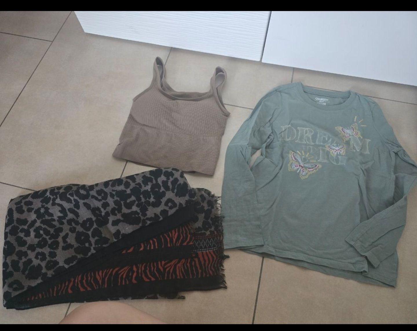 Kleiderpakete: Tolles Kleiderpaket - Grösse S – Gebraucht aus Rickenbach b. Wil von Kth_v8 8