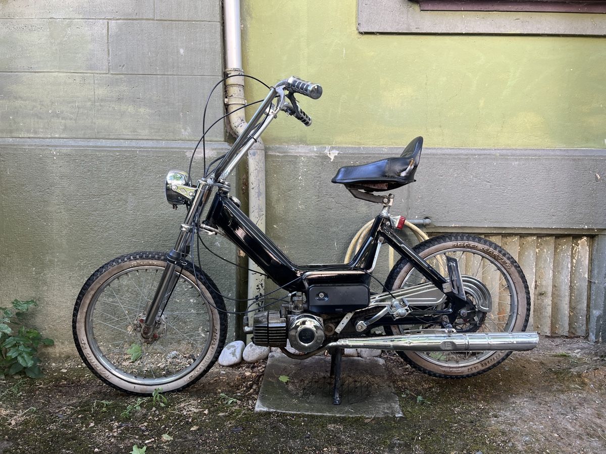 Puch Mofas: Puch Maxi N Mofa mit Ausweis – Defekt aus Basel von evaelette