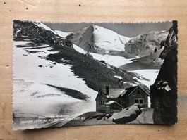 Blüemlisalp – Klubhütte Hohtürli mit weisser Frau