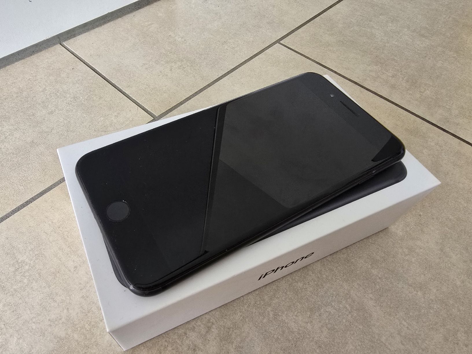 Apple Handys / Smartphones: Apple iPhone 7 Plus - 32GB – Gebraucht aus Rickenbach b. Wil von VeryLovelyThings 7