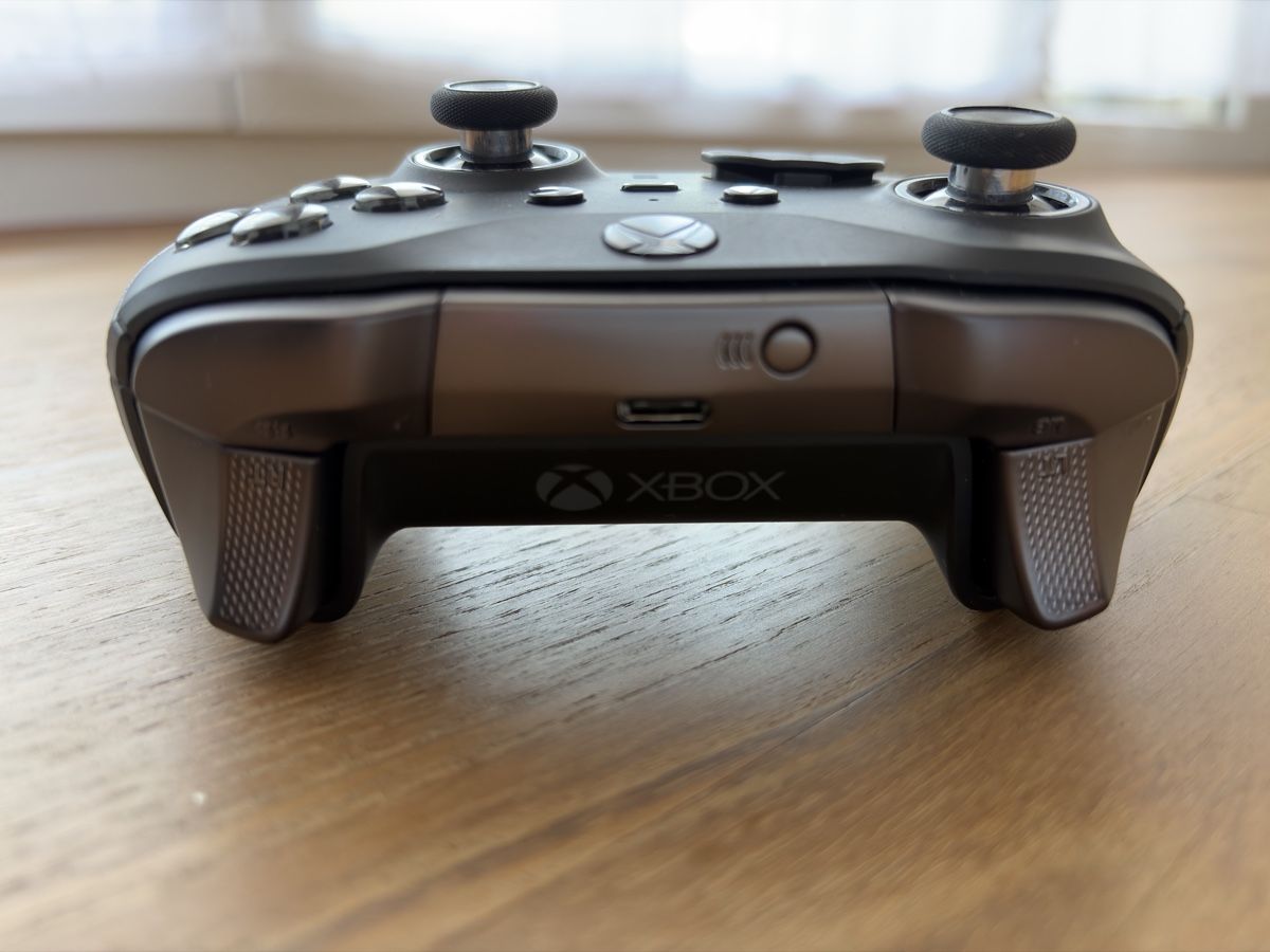 Microsoft Controller: Xbox Elite Series 2 Controller Schwarz – Gebraucht aus Magden von whosnipedmyass 3