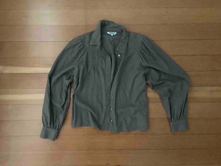 Only Bluse Braun mit Puffer Armen