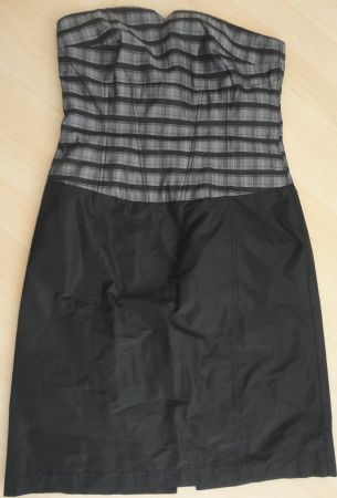 Schwarzes Sommerkleid Gr. 38 kariert Bustier Top Figurbetont