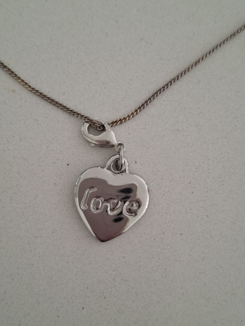 Colliers: Collana argento con cuore – Neuf (Voir description) à Camorino par ros_cj5f
