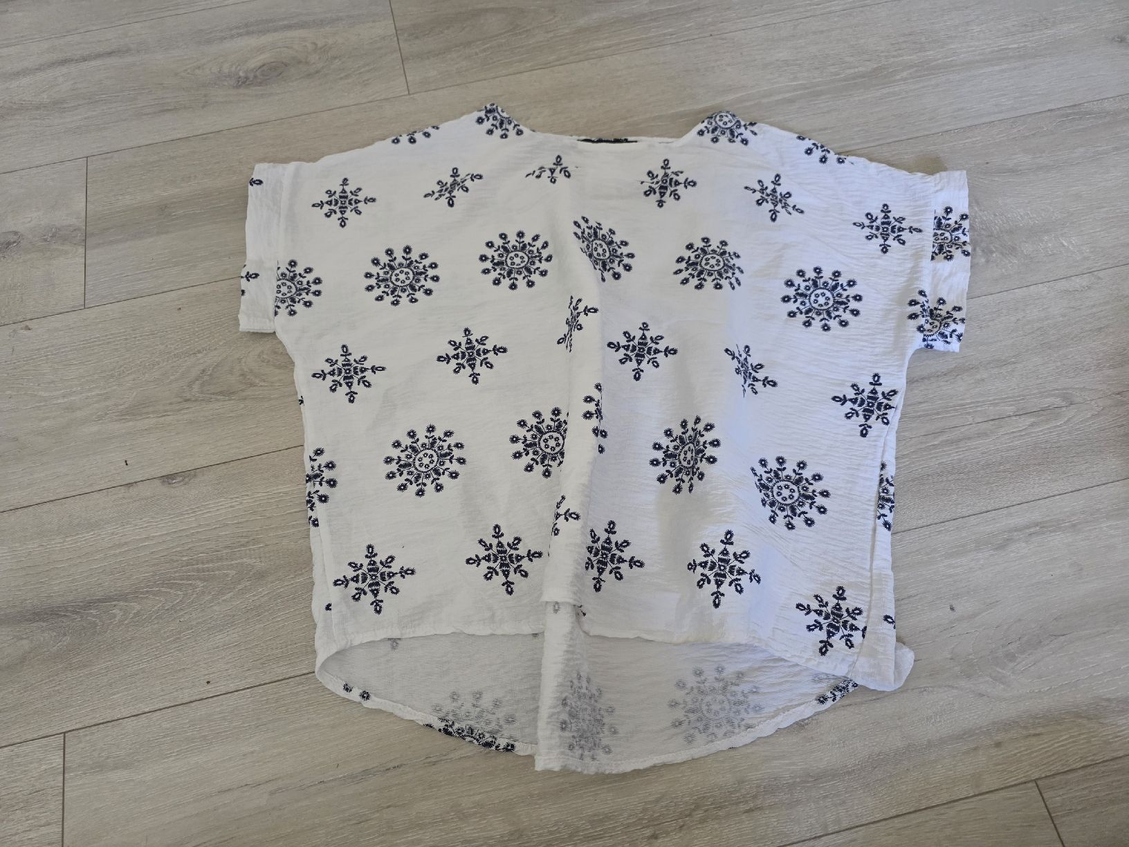 Camicette: Today Sommerbluse, Grösse M, Neuwertig mit Muster! – Usato da Wigoltingen venduto da Zuckerfee84