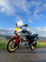 Yamaha YZF- R125