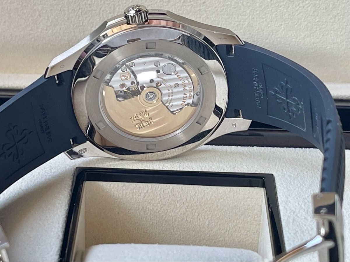 Patek Philippe Orologi: Patek Philippe Aquanaut Ref. 5168G Blue dial Full Set – Nuovo (secondo la descrizione) da Lugano venduto da Superstudiolugano 1