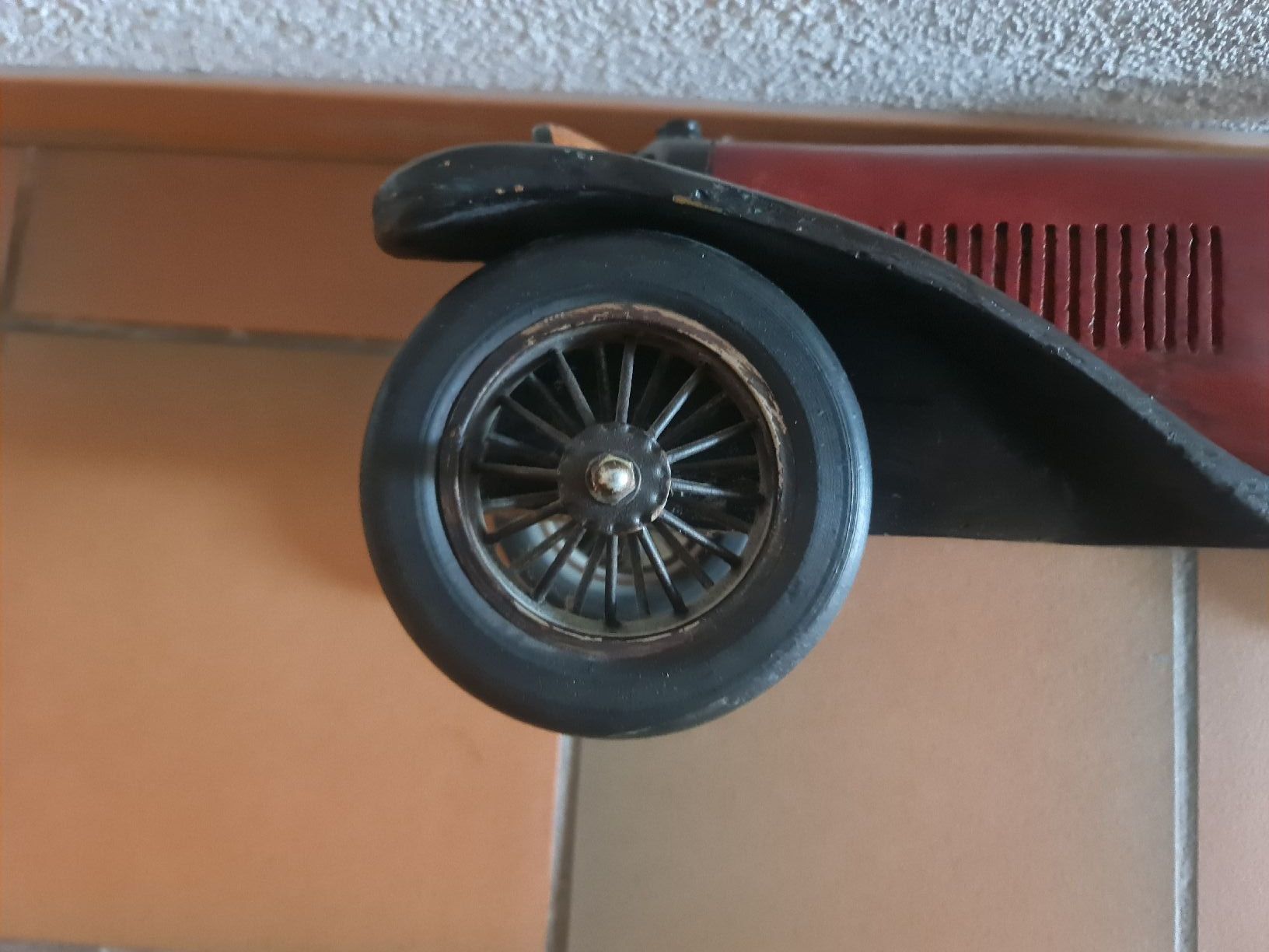 Tutte le decorazioni: Dekorationsauto mit Fahrer Figur alt – Usato da triengen venduto da fad_g29d 5