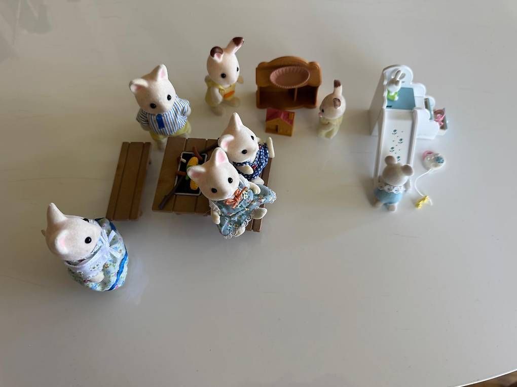 Giocattoli: Sylvanian Figuren mit Grillstelle – Usato da Zürich venduto da lyndonliv