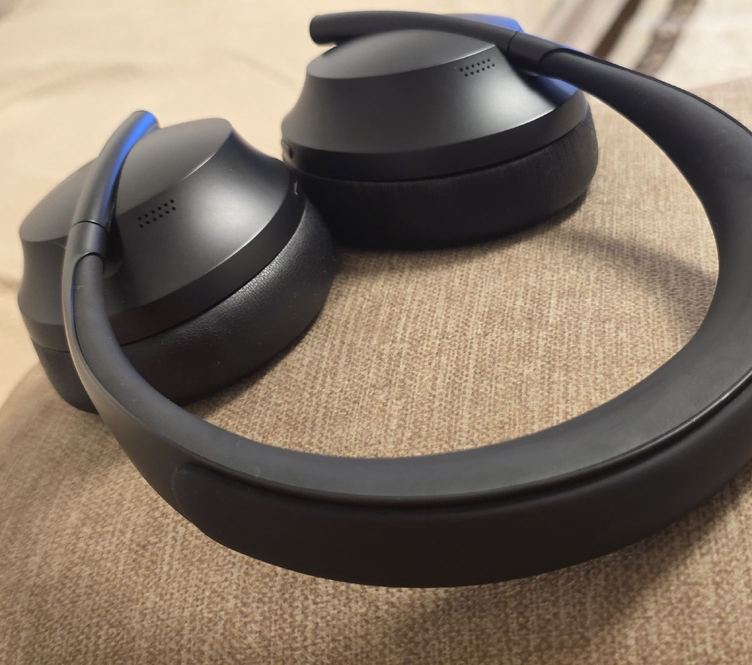 Bose Cuffie: Bose NC 700  – Usato da Basel venduto da Zait 3