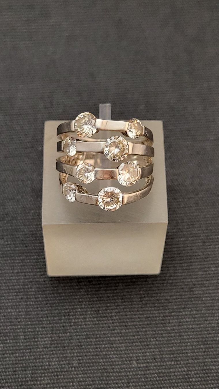 Anelli: Silberring 925 mit geschliffenen Steinchen – Usato da Basel venduto da spinne02 8