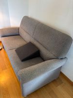 Sofa zweisitzig grau Stoffbezug guter Zustand gebraucht