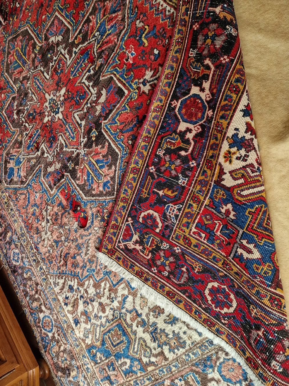Tappeti: Antiker Teppich mit Muster mehrfarbig – Usato da BERN venduto da Intarsia 6