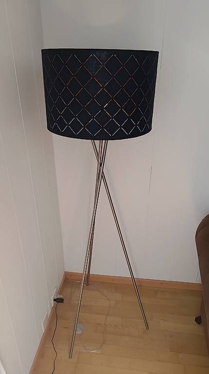 Lampen: Stehlampe – Gebraucht aus Ibach von Mr.Green93