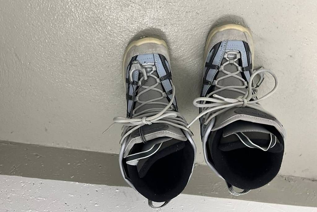 Scarpe per ragazzi: Snowboard-Schuhe Gr. 36.5 – Usato da Leibstadt venduto da Inusialia