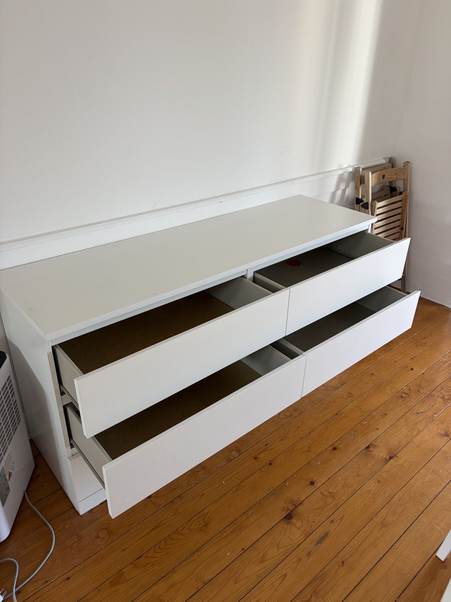Ikea Tables de nuit: IKEA Malm Kommode zu verschenken – D'occasion à Thalwil par marcel_geb 1