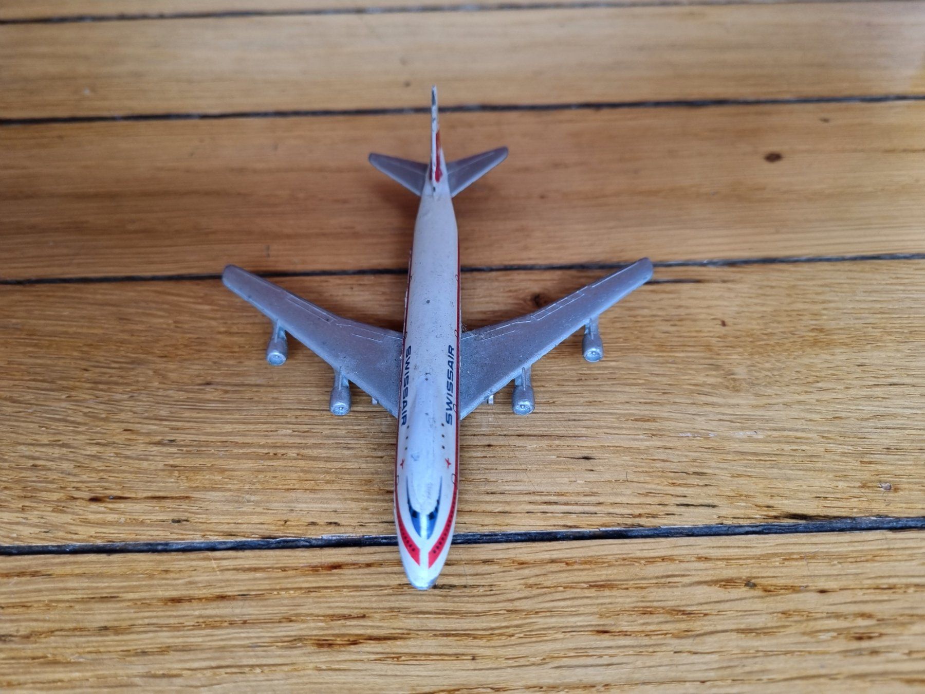Swissair Modellbausätze & Standmodelle: Swissair Flugzeug Modell Boeing 747 – Gebraucht aus Schaffhausen von Leveron13 3