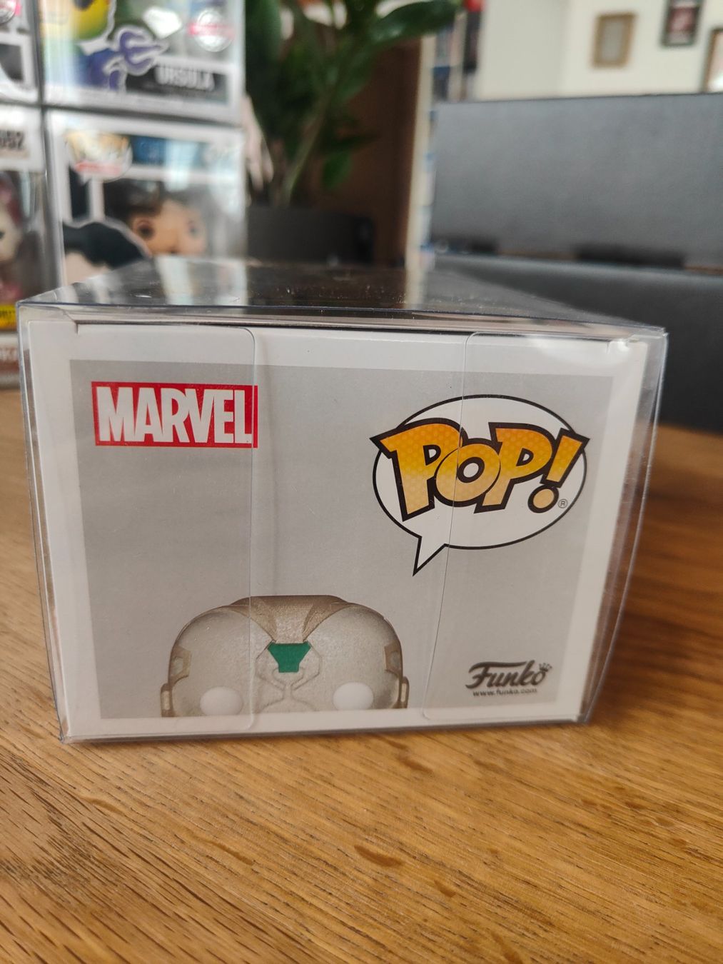 Funko Statuette: Funko Pop! Marvel - The Vision Diamond SE #824 – Usato da Benken SG venduto da beasty91 4