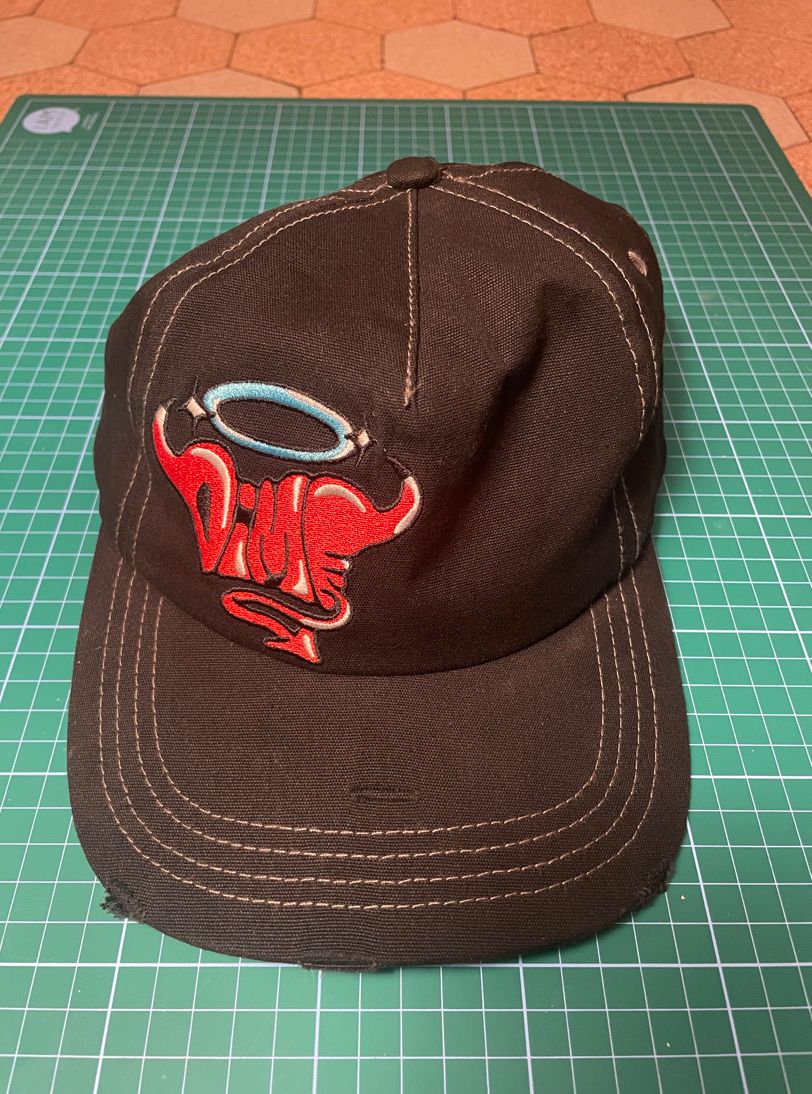 Copricapi, berretti & cappellini: Casquette dime – Usato da Mont-sur-Rolle venduto da ale_8srv