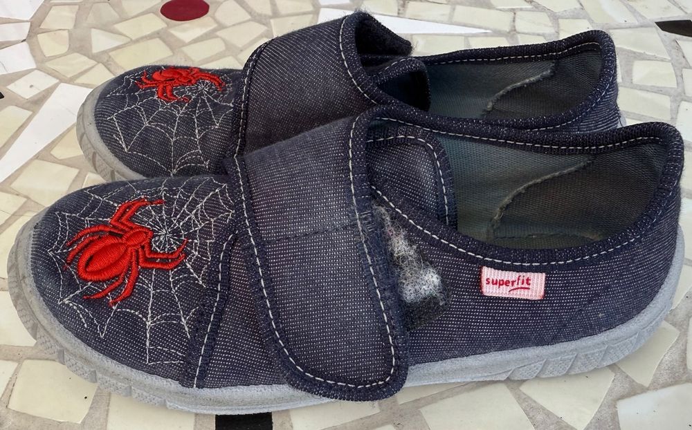 Superfit Chaussures garçon: Hausschuh Kinder - Marke Superfit - Finken – D'occasion à Winterthur par katalunk 1
