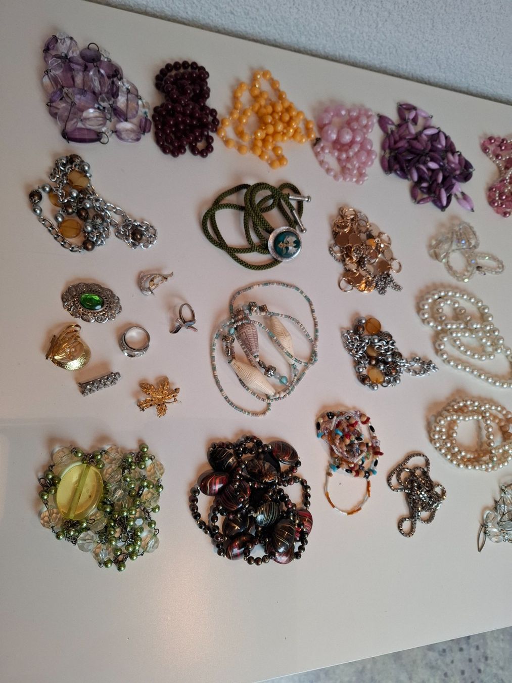 Sonstiger Schmuck: Modeschmuck, 33 Halsketten, Schmuck, Ketten – Gebraucht aus Eschlikon von Timotwo 1