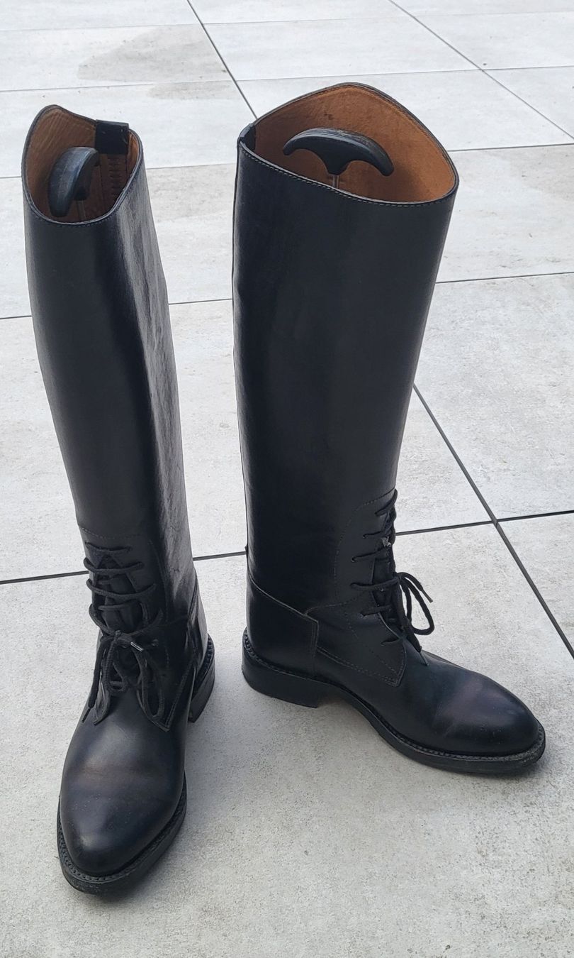 Scarpe da donna: Leder Reitstiefel Gr. 38 – Nuovo (secondo la descrizione) da Adlikon b.Regensdf venduto da YvZi