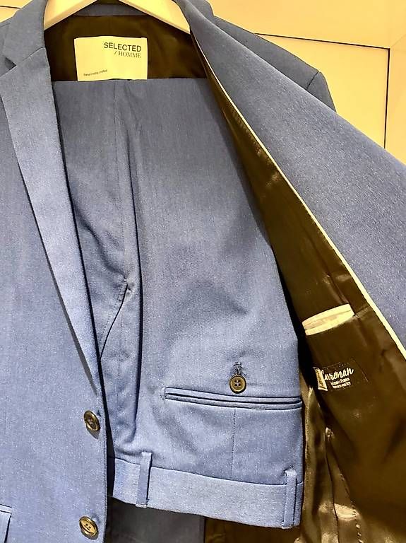 Completi: Selected Homme Herrenanzug blau – Usato da Chur venduto da pareto12 2