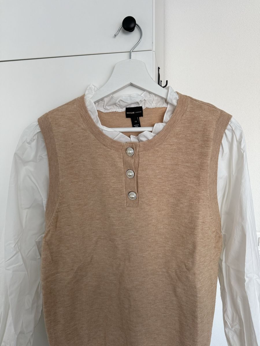 Maglioni & Felpe: Oberteil aus Hemd & Pullunder von River Island – Nuovo (secondo la descrizione) da Zürich venduto da mel_87ct 1