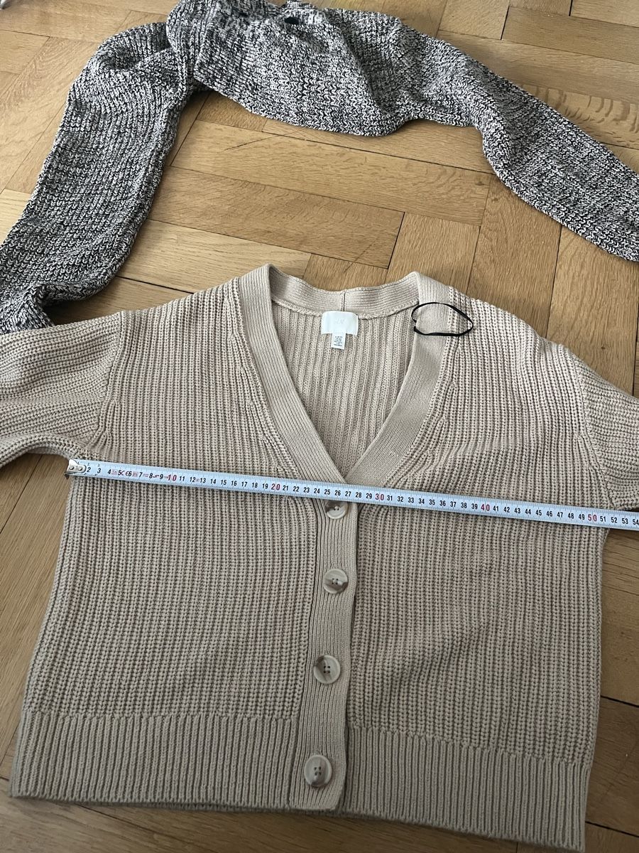 Lotti di vestiti: 2 Strickjacken Damen H&M – Nuovo (secondo la descrizione) da Olten venduto da sae_82z2 2