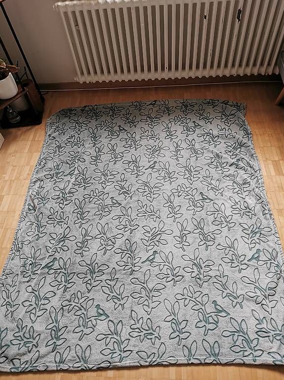Coperte: Kuscheldecke 130×200 cm – Usato da Lenzburg venduto da kgei 1
