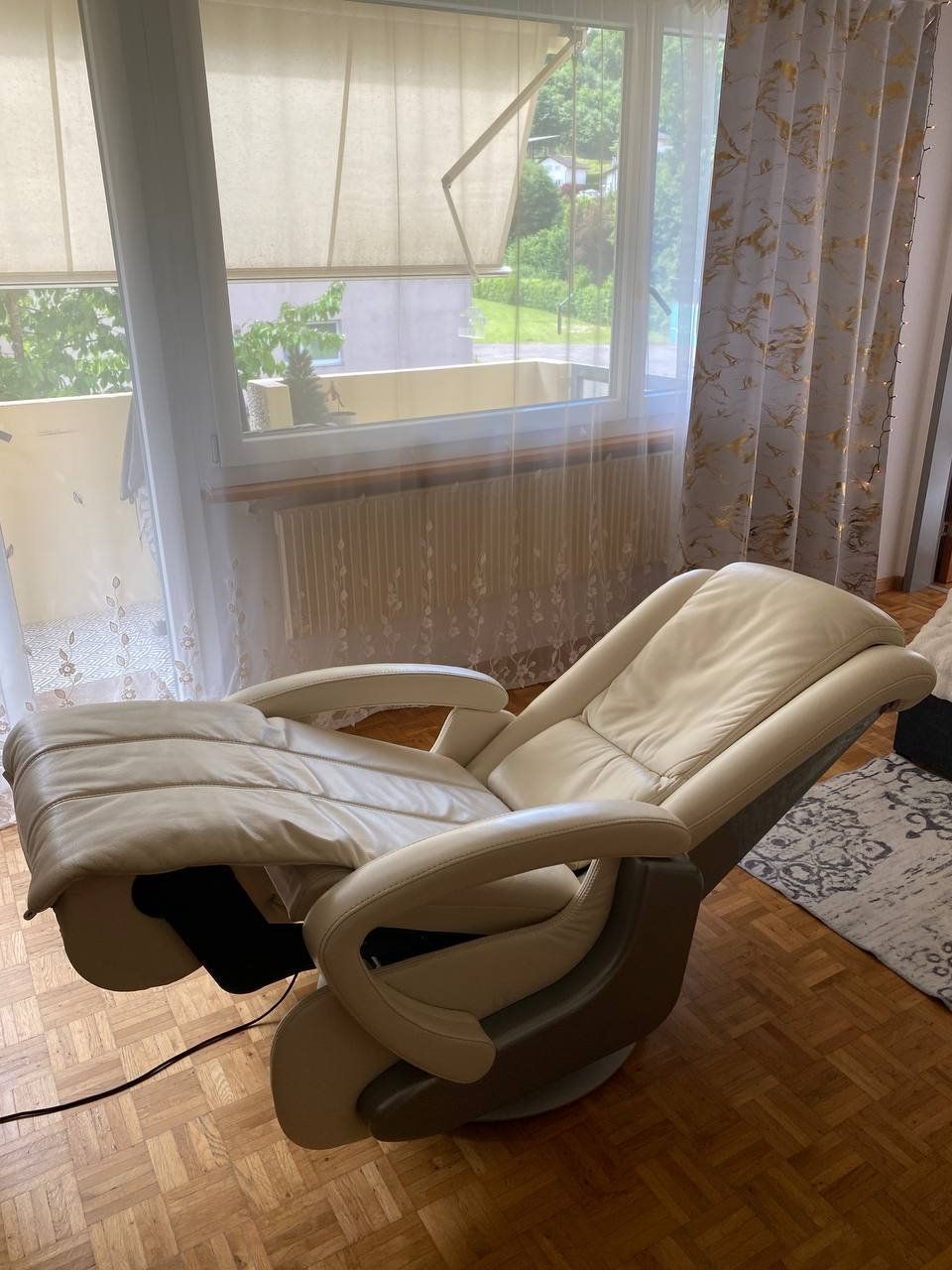 Dispositivi per massaggi: Massagestuhl Leder Himolla Cumulus High Tech Premium – Usato da Porrentruy venduto da 1321321321 4