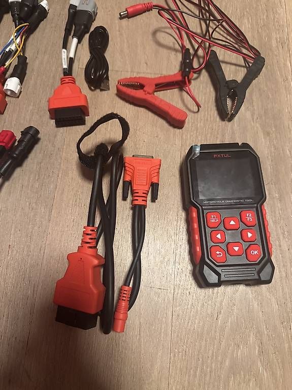 Tutti gli attrezzi: Fxtul m4 Auslesegerät – Usato da Küttigen venduto da boaderpro 1