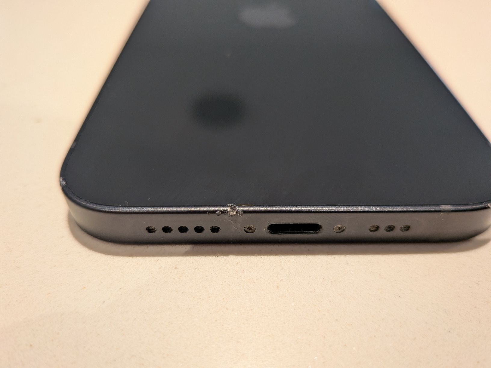 Apple Telefoni cellulari / Smartphones: iPhone 12 128GB schwarz – Usato da Zizers venduto da Jolo17 7