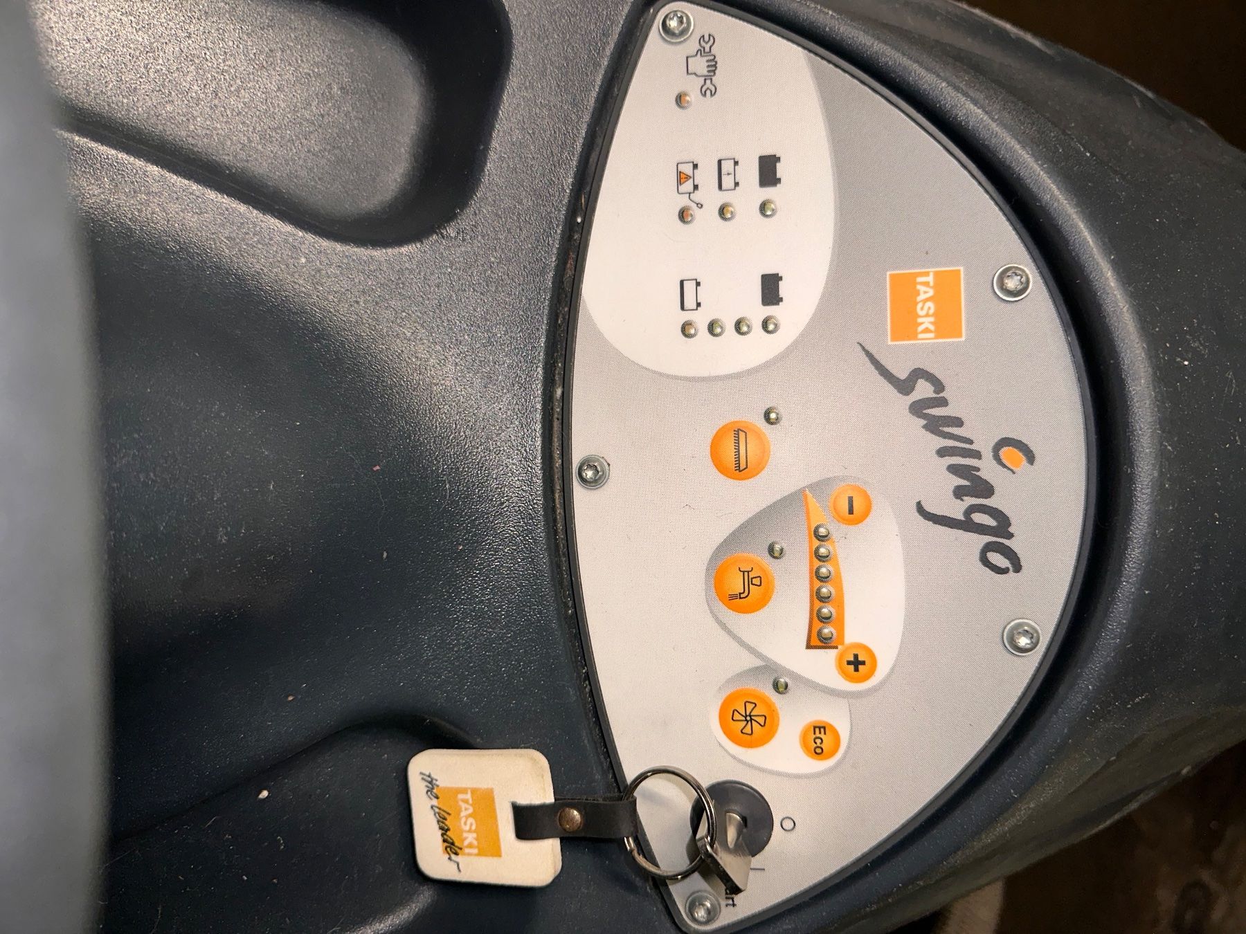 Toutes les machines: Autolaveuse  taski swingo 755b – D'occasion à Lausanne par sar_z77r 3