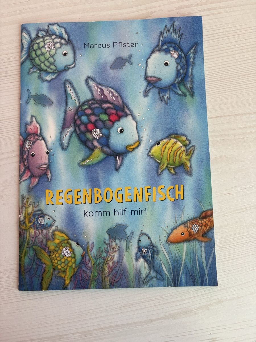 Livres: Regenbogenfisch Buch in Heftformat – D'occasion à Zürich par venusandmars