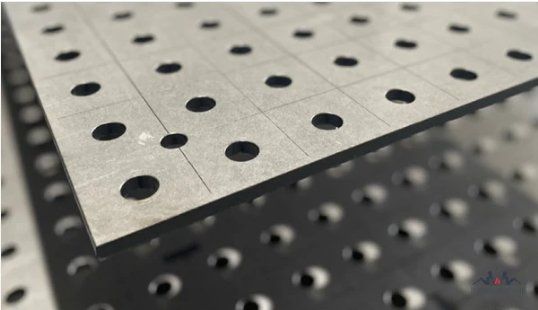Banchi da lavoro: Schweisstisch Lochplatte 8mm – Nuovo (secondo la descrizione) da Neuhausen venduto da MetallbauKunst_GmbH 2