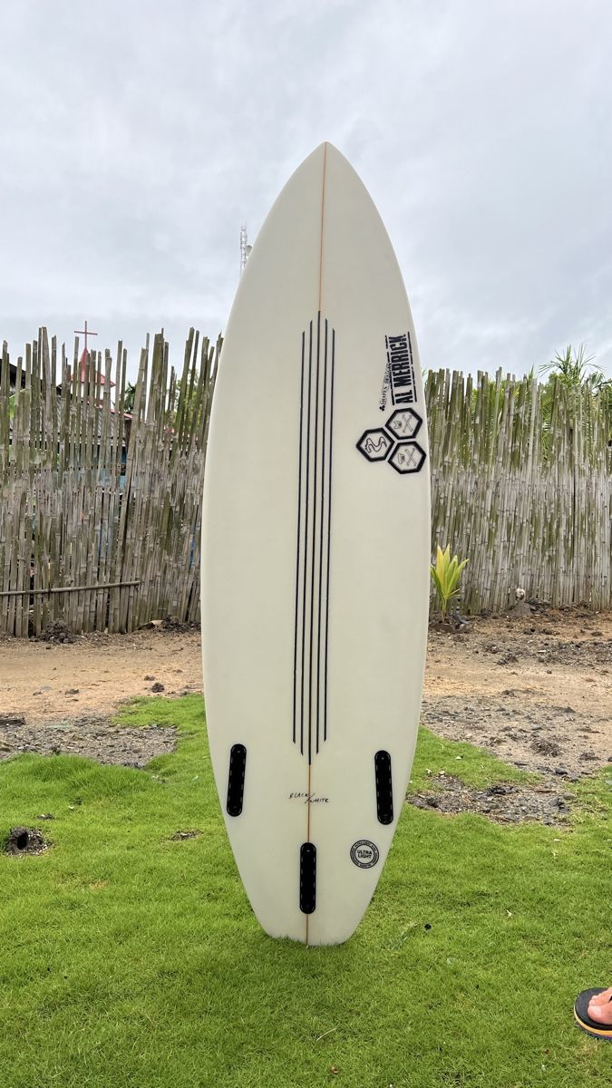 Surfboards & Schwimmbrette: Surfboard – Gebraucht aus Erlenbach ZH von lin_tlt6 1
