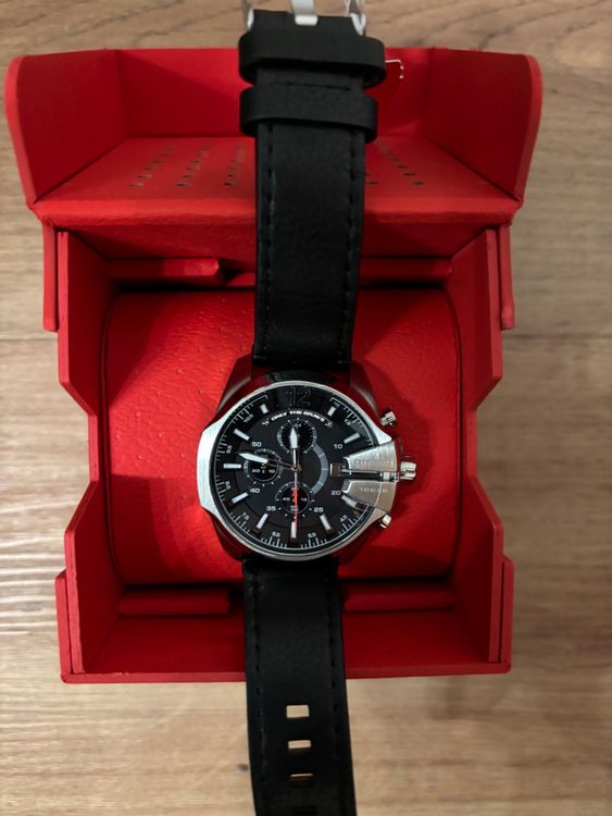 Diesel Orologi: Diesel Leder-Armbanduhr Baby Chief "schwarz" (FABRIKNEU) – Nuovo e nell'imballaggio originale da Aeschi SO venduto da Bluemail 4