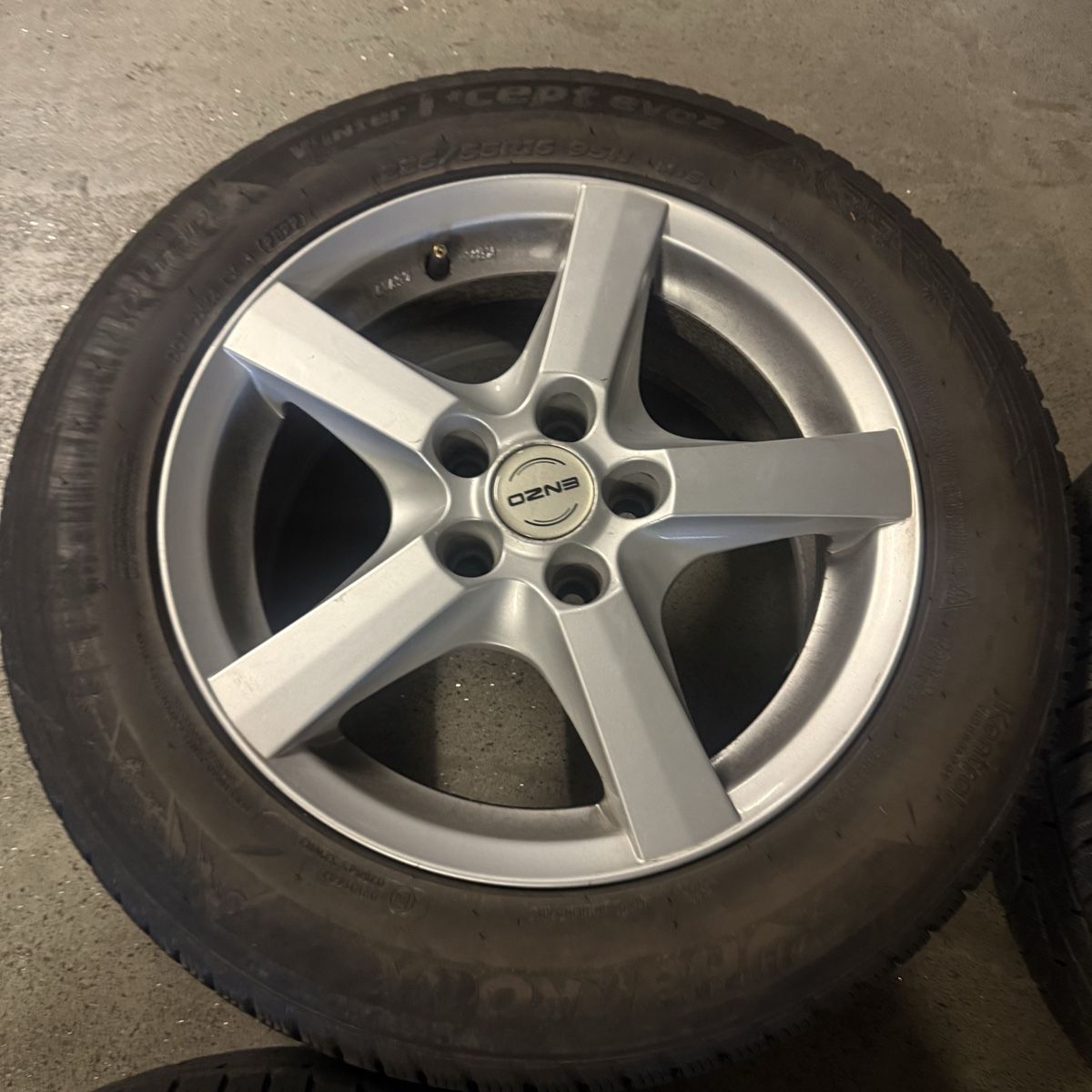 Pneumatici & Ruote complete: Mercedes Felgen E klasse W211 – Usato da Luzern venduto da Benzamg1 2