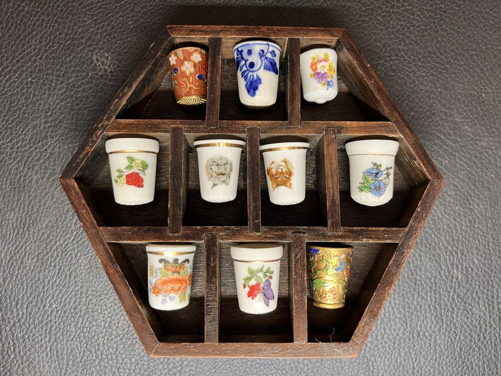 Keramik Fingerhut Sammlung ca. 70Stk 2