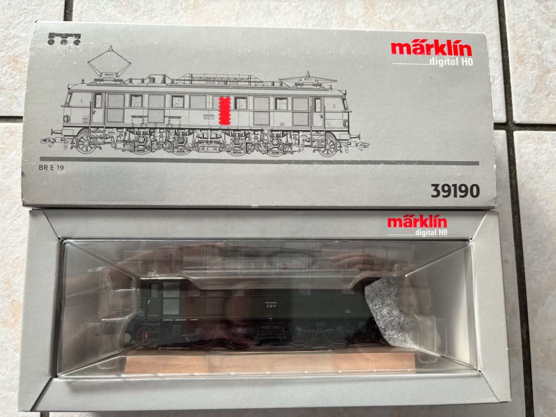 Märklin Modellini di ferrovie: Marklin 39190 Elok BR E 19 Digital – Nuovo e nell'imballaggio originale da Hauterive NE venduto da eriamch