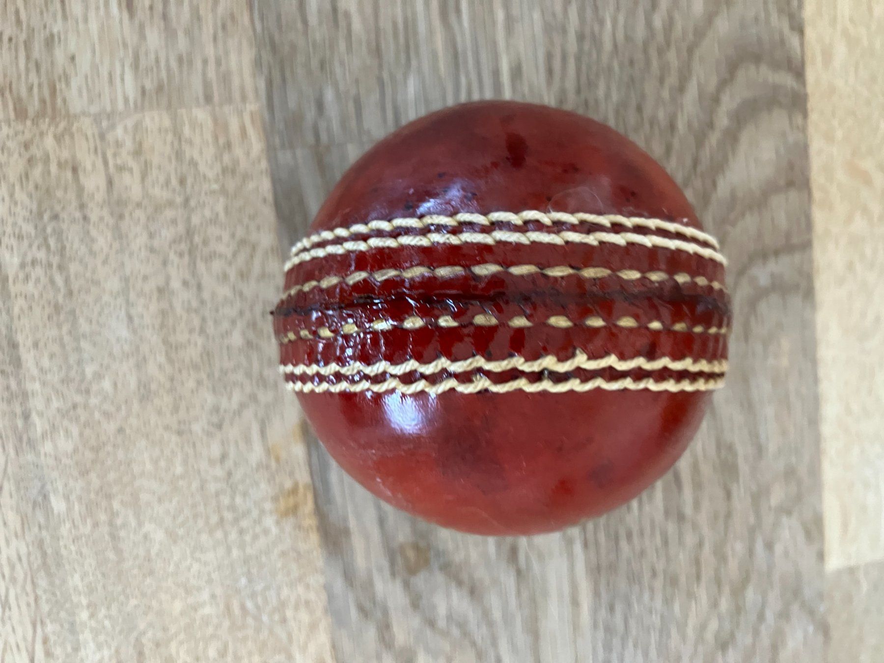 Palloni: Original englischer Cricket-Ball – Usato da Trachslau venduto da RetoM1982 1