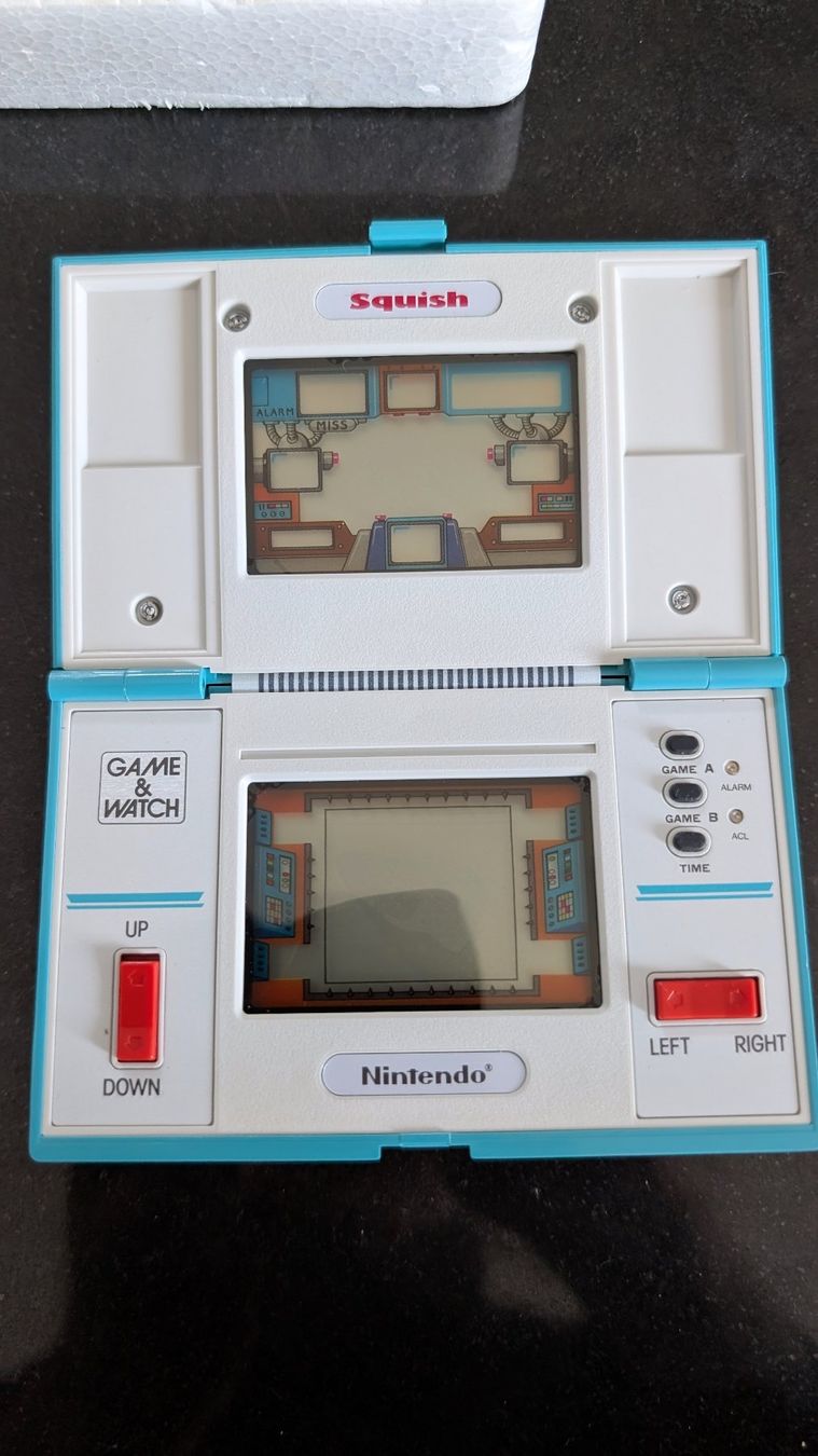 game&watch Konsolen: SQUISH - NINTENDO GAME & WATCH – Gebraucht aus Spiegel b. Bern von Natix 7