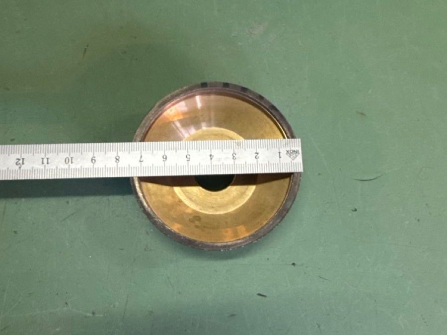 Tutti gli attrezzi: Meule diamanté – Usato da Aarberg venduto da SNMachines 2