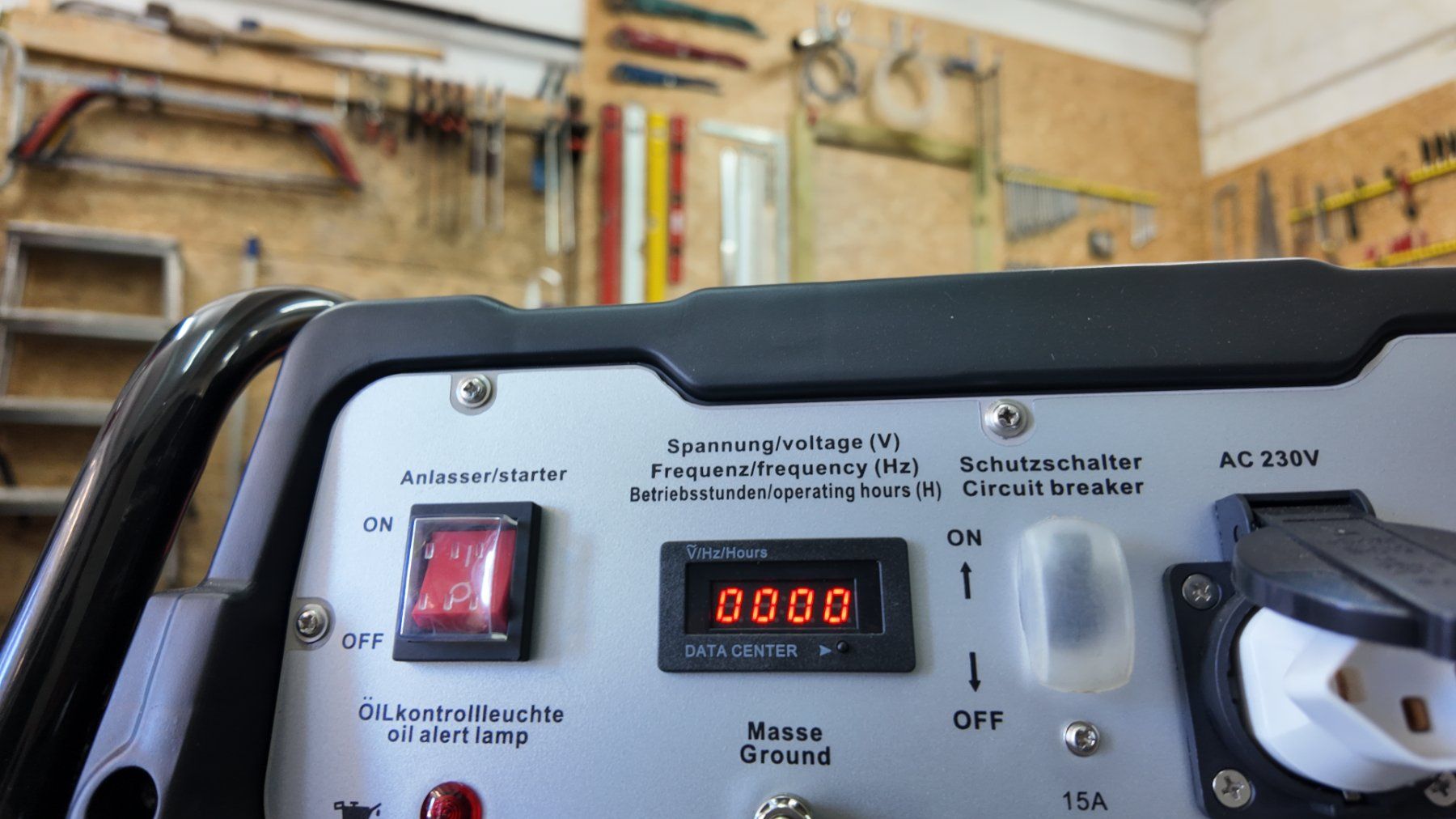 Generatori di corrente: Unicraft Synchron-Stromerzeuger PG-E 40 SRA 3.3 kW – Nuovo (secondo la descrizione) da Filzbach venduto da Rkolb0 3
