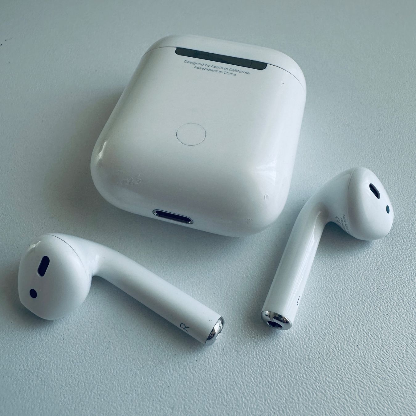Apple Cuffie: Original Apple AirPods 2 Kopfhörer Wireless Lightning Kabel – Usato da Basel venduto da MY.AIRPODS.SHOP 8