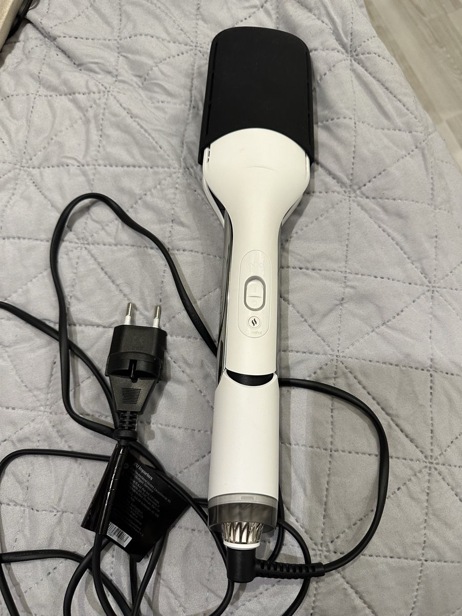 GHD Lockenstäbe & Haarglätter: Ghd hair straightener – Gebraucht aus Tramelan von adi_n5lb 1