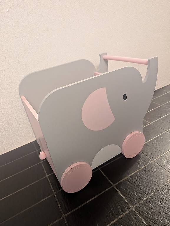 Giocattoli: Lernlaufwagen Elefant  – Usato da Effretikon venduto da sar_x7yl